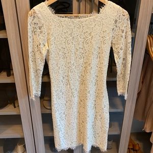 DVF cream lace dress in size 0!
